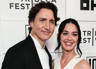 ESKİ KANADA BAŞBAKANI JUSTIN TRUDEAU AŞKI İÇİN ZIPLADI