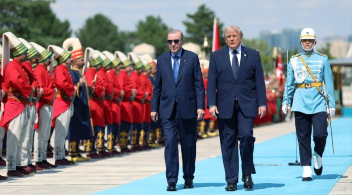 ABD BAŞKANI TRUMP A+ TİPİ TÖRENLE KARŞILANDI