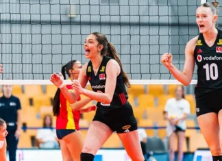 U18 MİLLİLERİ İSPANYA’YI SET VERMEDEN GEÇTİ