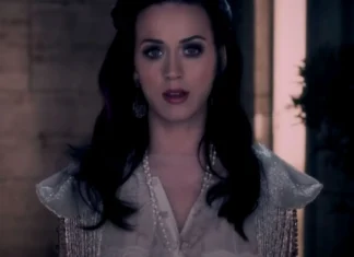 KATY PERRY’DEN BEYAZ SARAY’A ŞARKI TEPKİSİ