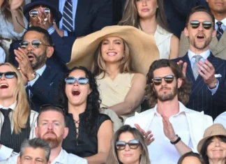 WIMBLEDON FİNALİ ÜNLÜLER GEÇİDİNE DÖNÜŞTÜ