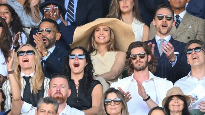 wimbledon-2026da-kort-disinda-one-cikan-unlu-gorunumleri-1-2048x1152