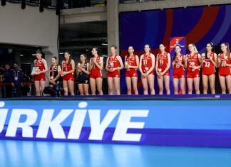 VOLEYBOL ÜLKESİ YENİDEN DÜNYA SAHNESİNE ÇIKTI