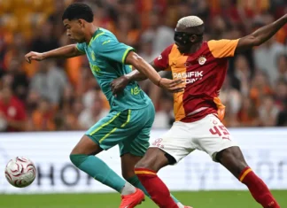 GALATASARAY TARAFTARINI ENDİŞELENDİRİYOR
