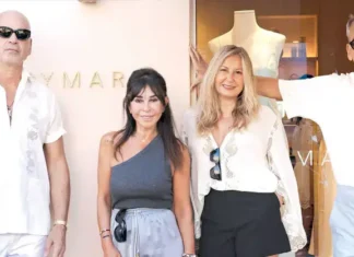 SUZAN SABANCI VE GÖKHAN EŞELİ TATİLDE BULUŞTU