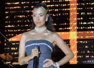 HANDE ÜNSAL BARTIN’DA MÜZİKSEVERLERLE BULUŞTU