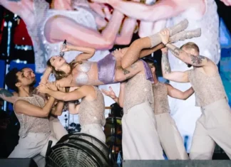 HADİSE İSTANBUL FESTİVALİ’NİN KAPANIŞINI YAPTI