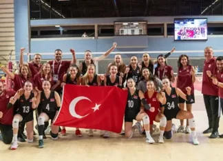 TÜRKİYE KADIN VOLEYBOLDA ŞAMPİYONLUĞA ULAŞTI
