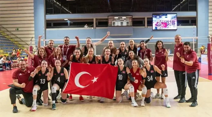 TÜRKİYE KADIN VOLEYBOLDA ŞAMPİYONLUĞA ULAŞTI