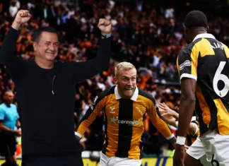 HULL CİTY,MANCHESTER UNİTED’I 2-0 YENDİ