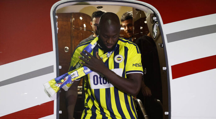 FENERBAHÇE LUKAKU TRANSFERİNİ RESMEN AÇIKLADI