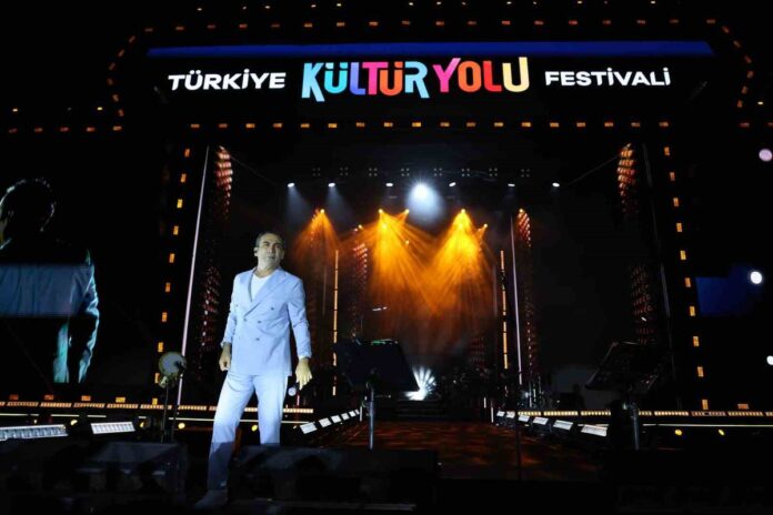 ferhat-gocer-in-sarkilariyla-malatya-kultur-y-3-20151253_amp
