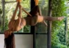 SİMGE YERÇEKİMSİZ YOGA ALIŞKANLIĞINI SÜRDÜRDÜ