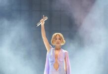 DERYA ULUĞ KISA SAÇLARIYLA İMAJINI YENİLEDİ