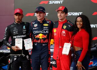 F1 PİLOTLARININ BEYNİ HIZA UYUM SAĞLIYOR