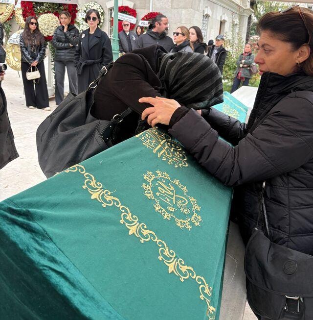 21-yasindan-beri-beraberiz-sana-nasil-veda-edecegimjpg-19Ayf-cFZ0eWW-w24iV0Dw