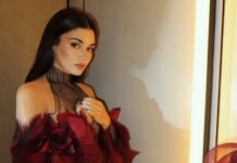 HANDE ERÇEL PARİS MODA HAFTASI’NDA ÖNE ÇIKTI