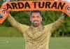 ARDA TURAN, ŞÖHRETİ TARKAN VE SEZEN AKSU’YLA TANIDI